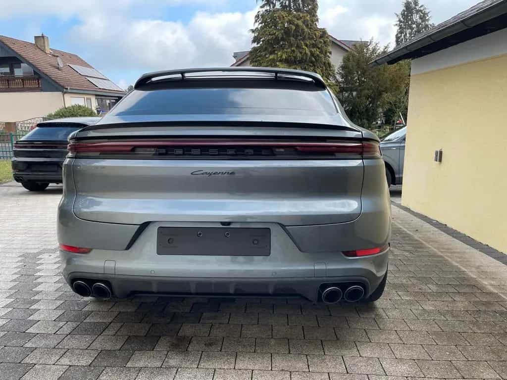 Porsche Cayenne Coupé Black Edition-PANO-360°-HD MATRIX null-photo-4