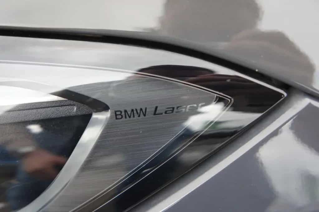 BMW 320 d xDrive M Sport*ACC*LIVE*KAM*STANDHZG*LASER* 07/2022-photo-11
