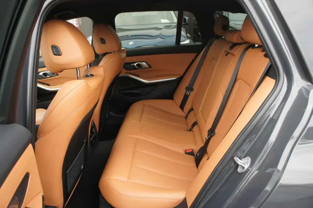 BMW 320 d xDrive M Sport*ACC*LIVE*KAM*STANDHZG*LASER* 07/2022-photo-14