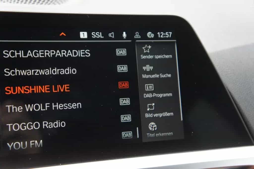 BMW 320 d xDrive M Sport*ACC*LIVE*KAM*STANDHZG*LASER* 07/2022-photo-21