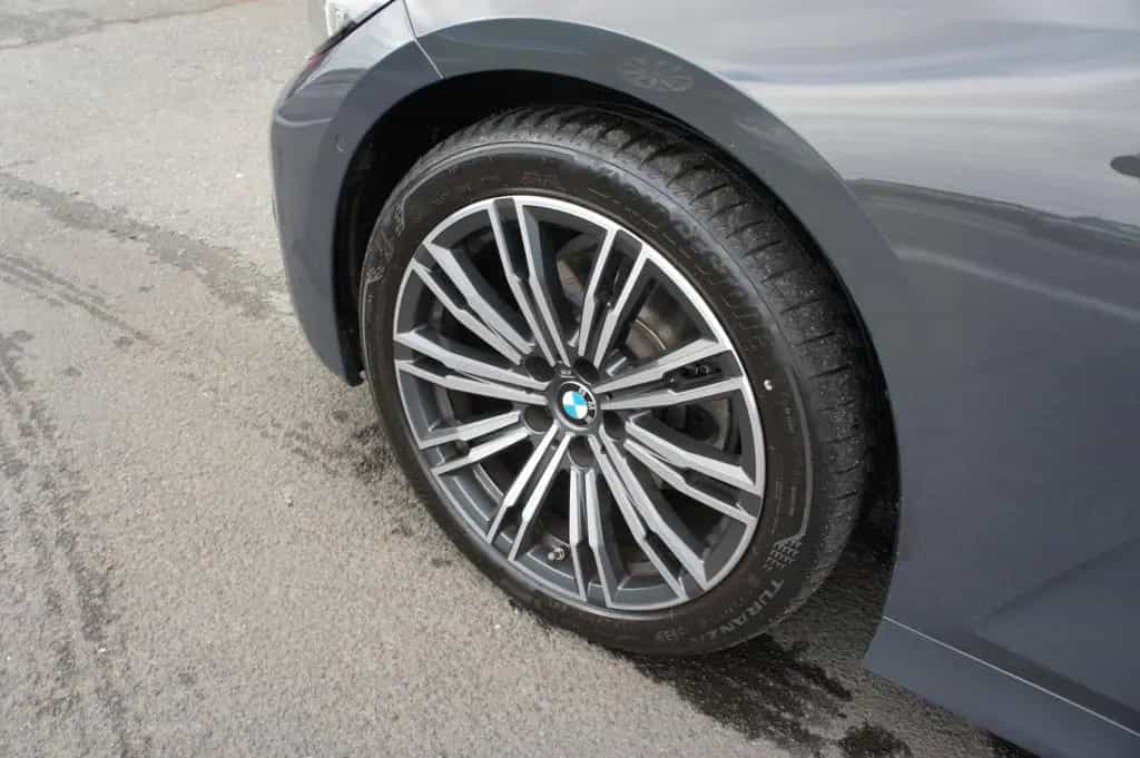 BMW 320 d xDrive M Sport*ACC*LIVE*KAM*STANDHZG*LASER* 07/2022-photo-9