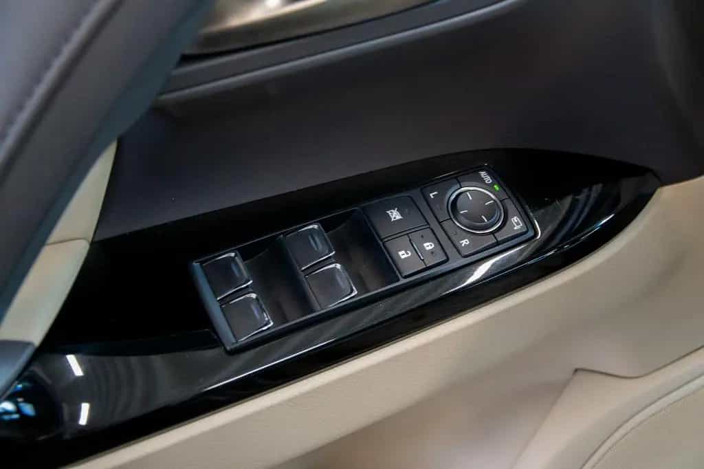 Lexus LX 570 360° / HUD / TOP / Mark Levinson / Pano 01/2017-photo-19
