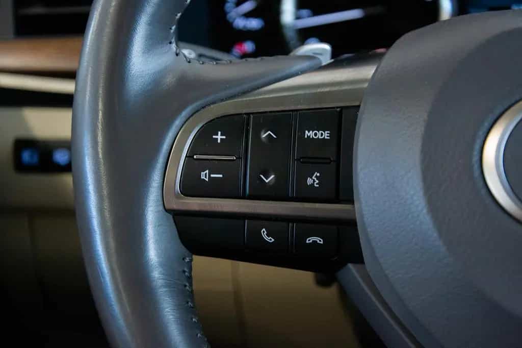 Lexus LX 570 360° / HUD / TOP / Mark Levinson / Pano 01/2017-photo-22