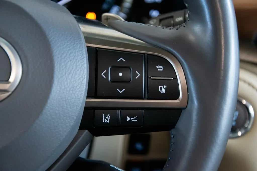 Lexus LX 570 360° / HUD / TOP / Mark Levinson / Pano 01/2017-photo-23