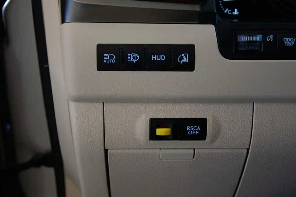 Lexus LX 570 360° / HUD / TOP / Mark Levinson / Pano 01/2017-photo-24
