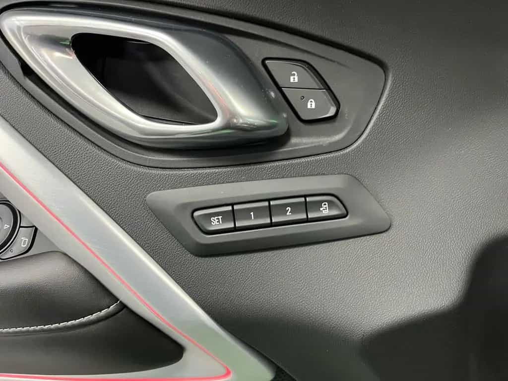 Chevrolet Camaro 6.2 SS EU-MODELL *RECARO / SZH / AUT* 02/2019-photo-17