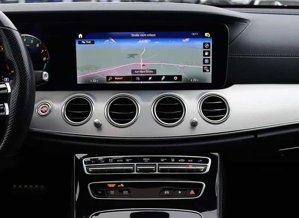 Mercedes-Benz E 300 e T AMG KAMERA+MEMORY+TOTWINKEL+MULTIBEAM 05/2020-photo-10