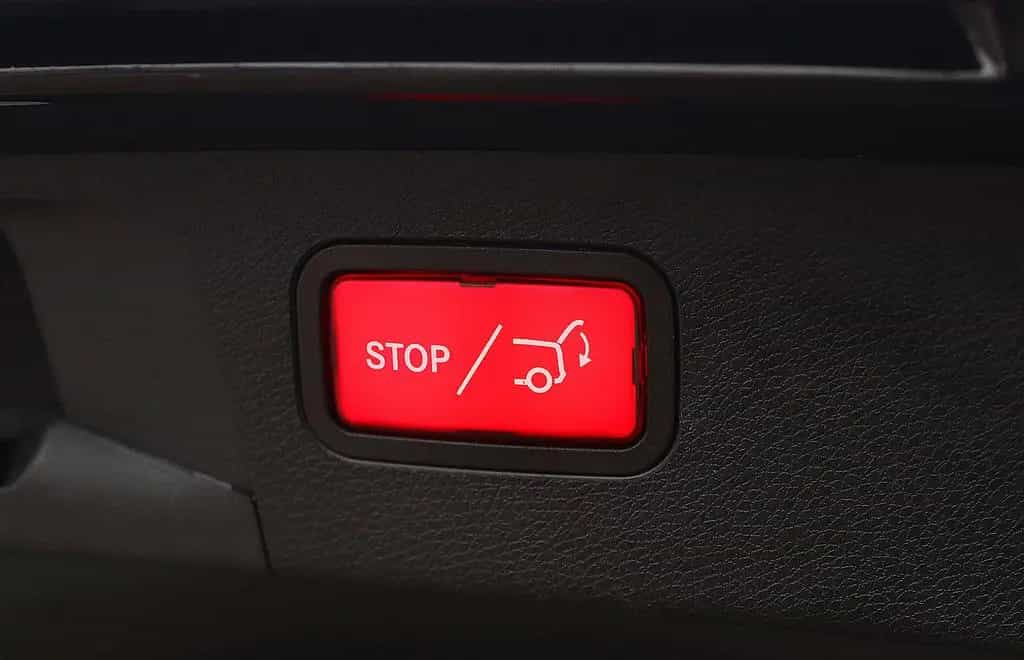 Mercedes-Benz E 300 e T AMG KAMERA+MEMORY+TOTWINKEL+MULTIBEAM 05/2020-photo-16