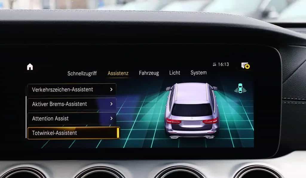 Mercedes-Benz E 300 e T AMG KAMERA+MEMORY+TOTWINKEL+MULTIBEAM 05/2020-photo-19