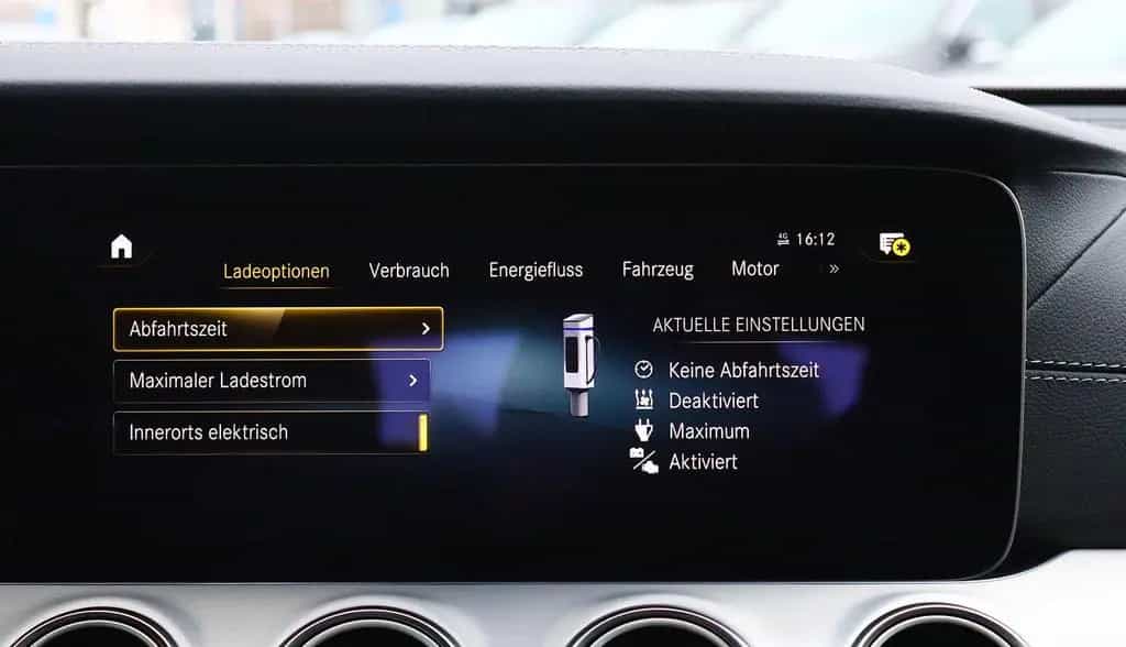 Mercedes-Benz E 300 e T AMG KAMERA+MEMORY+TOTWINKEL+MULTIBEAM 05/2020-photo-26