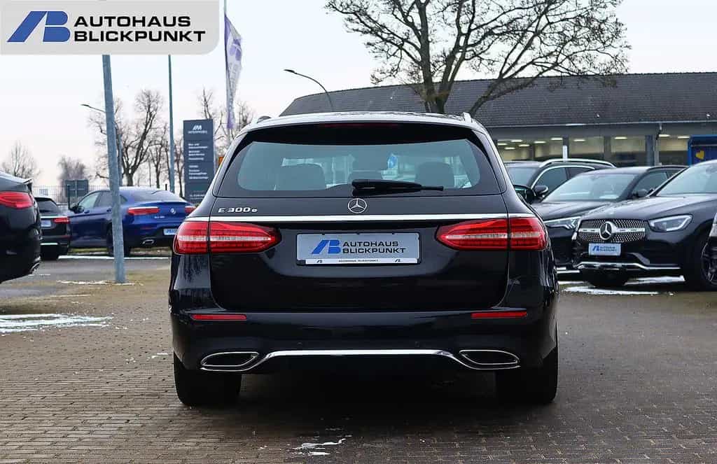 Mercedes-Benz E 300 e T AMG KAMERA+MEMORY+TOTWINKEL+MULTIBEAM 05/2020-photo-4