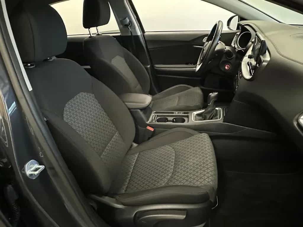 Kia Ceed 1.0 TGDI Kamera CarPlay Spur Klimaaut. DAB 03/2024-photo-21