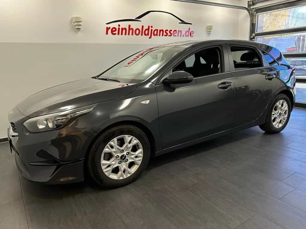 Kia Ceed 1.0 TGDI Kamera CarPlay Spur Klimaaut. DAB 03/2024-photo-3