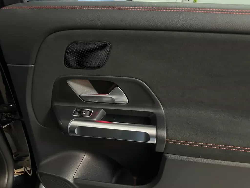 Mercedes-Benz GLB-Class d AMG Distronic AHK Kamera Sound Keyl.Go 04/2022-photo-29