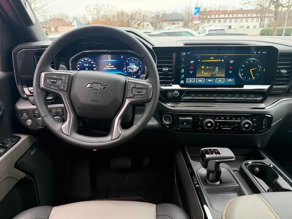 Chevrolet Silverado ZR2 6,2 V8 CREW CAB*TECHNOLOGY PACKAGE null-photo-13