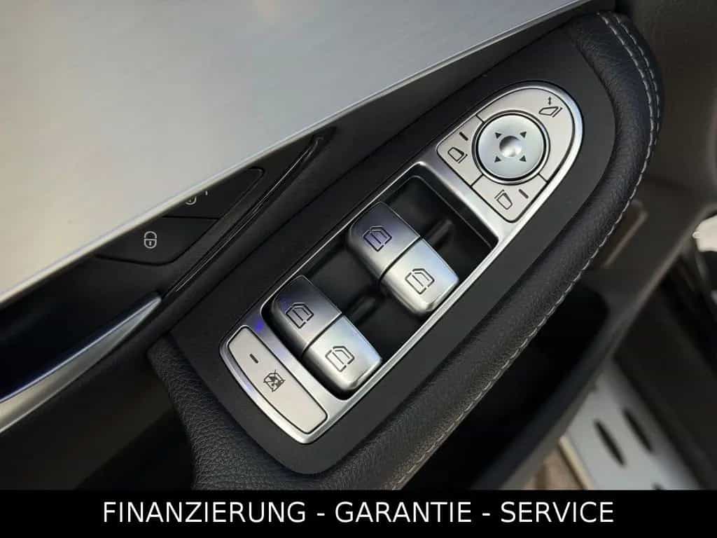 Mercedes-Benz GLC-Class 200 4MATIC AMG LINE/NAVI/CAM/LED/SHZ/DISTR+ 10/2019-photo-14