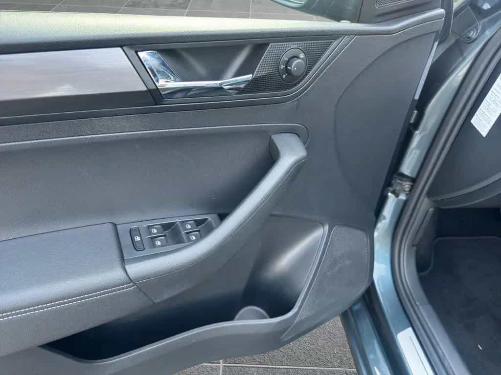Skoda Rapid Spaceback *Clever*DSG*AHK*LED* 05/2018-photo-16