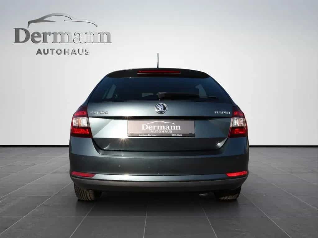 Skoda Rapid Spaceback *Clever*DSG*AHK*LED* 05/2018-photo-3