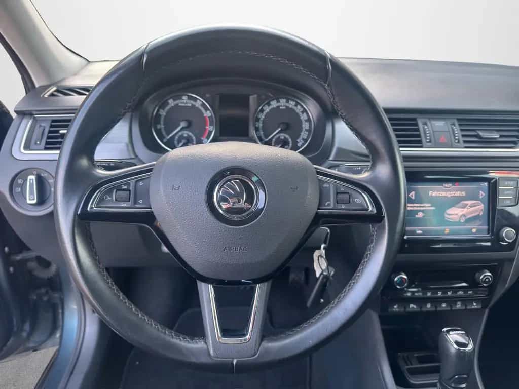 Skoda Rapid Spaceback *Clever*DSG*AHK*LED* 05/2018-photo-8