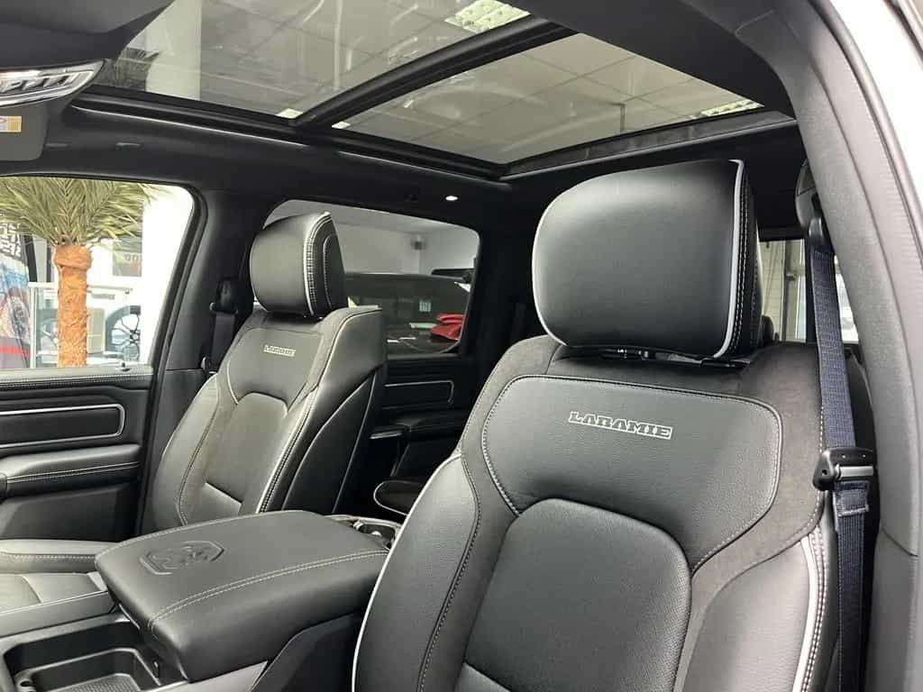 Dodge RAM Laramie Night ACC HUD SITZBELÜFTUNG LED PANO null-photo-15