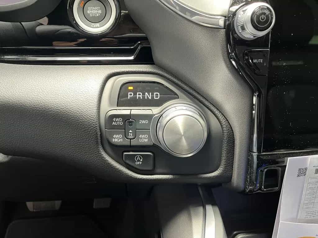 Dodge RAM Laramie Night ACC HUD SITZBELÜFTUNG LED PANO null-photo-20