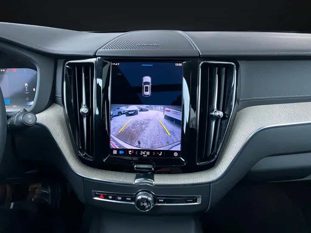 Volvo XC 60 B5-D AWD INSCIRPTION NAVI-KAMERA-PANORAMA 01/2022-photo-10