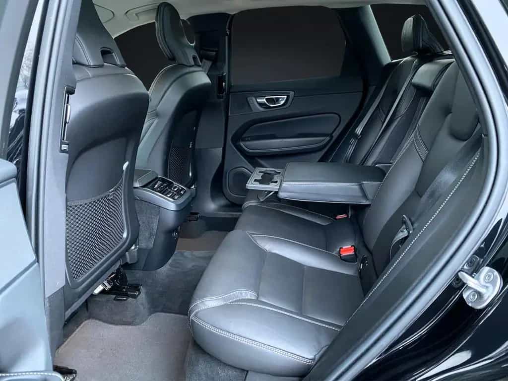 Volvo XC 60 B5-D AWD INSCIRPTION NAVI-KAMERA-PANORAMA 01/2022-photo-14