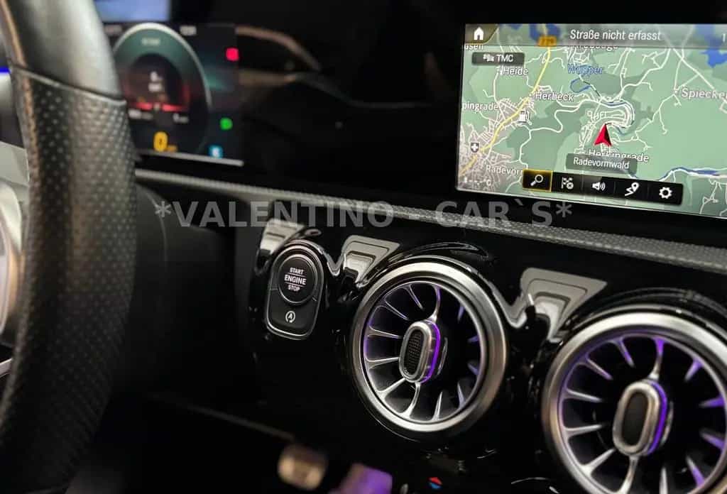 Mercedes-Benz A 180 AMG-Line/Pano/Virtual/Navi/Ambiente/Kamera 01/2019-photo-25