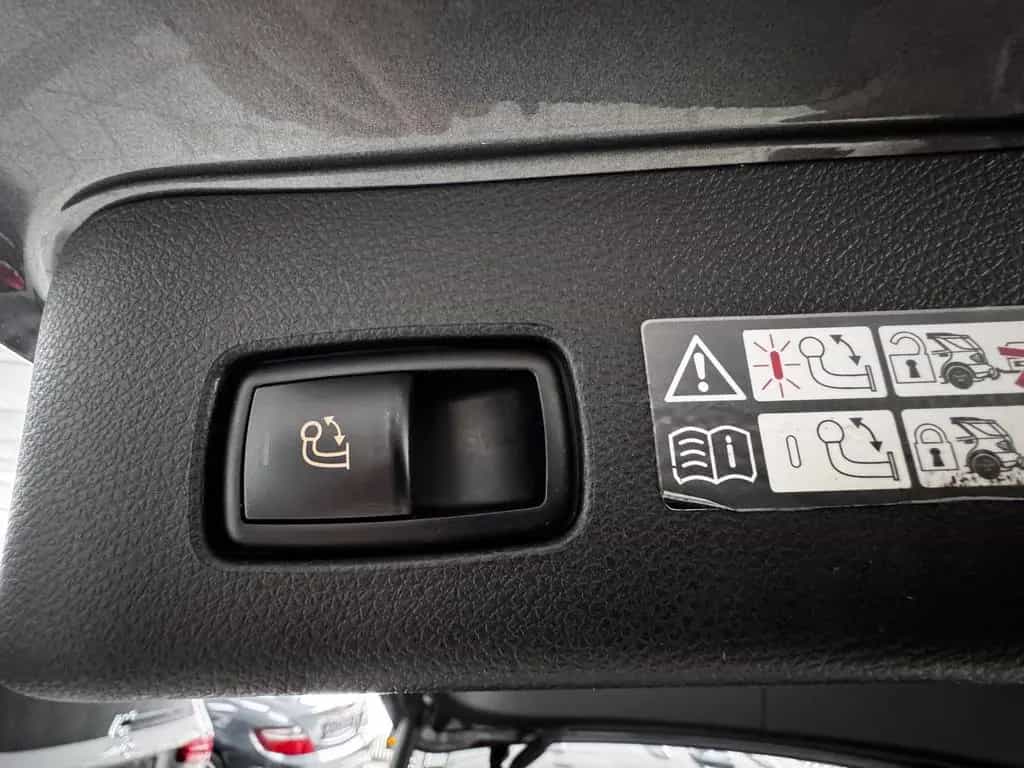Mercedes-Benz GLE-Class 400 4M AMG AIRMATIC LED DISTRONIC 360° MEMRY 09/2018-photo-30