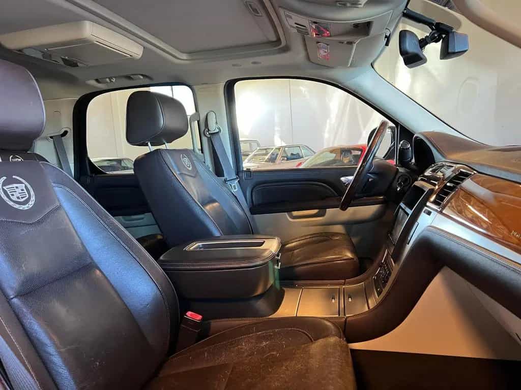 Cadillac Escalade 6.2 V8 Platinum Autom.-7 SITZER-V8- 10/2011-photo-11
