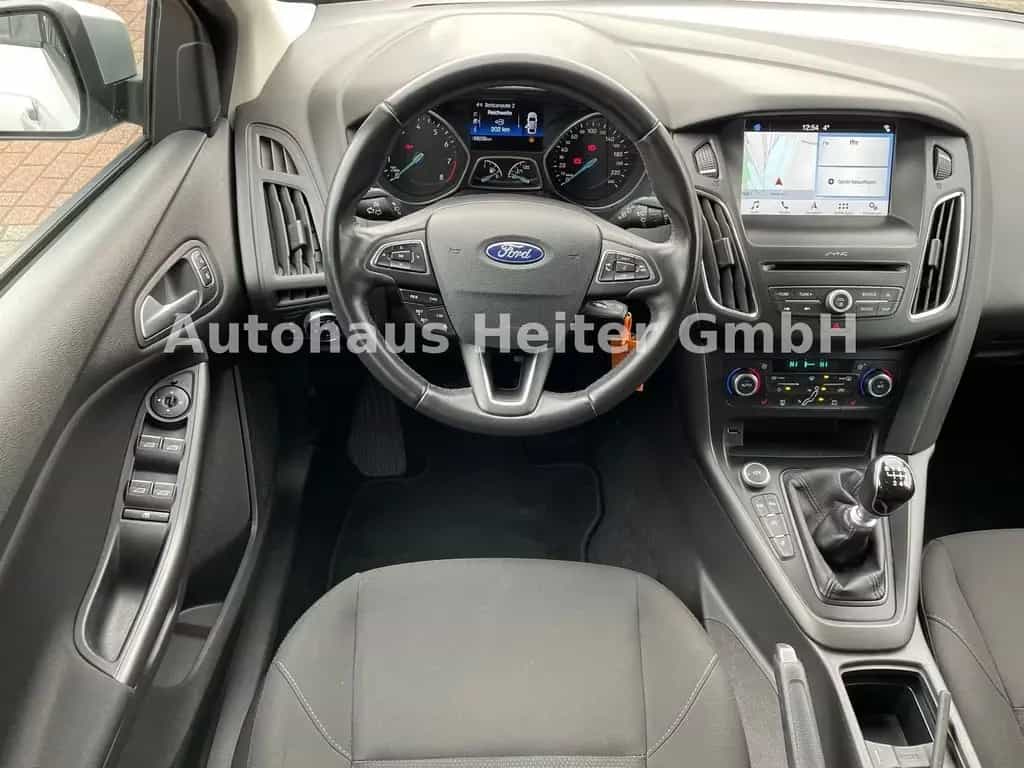 Ford Focus Lim. Business / Navi+Kamera+Tempomat 09/2018-photo-13