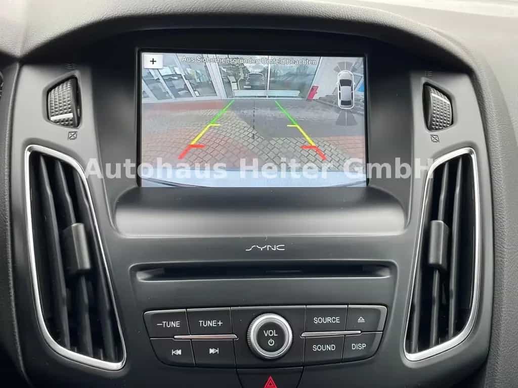 Ford Focus Lim. Business / Navi+Kamera+Tempomat 09/2018-photo-26