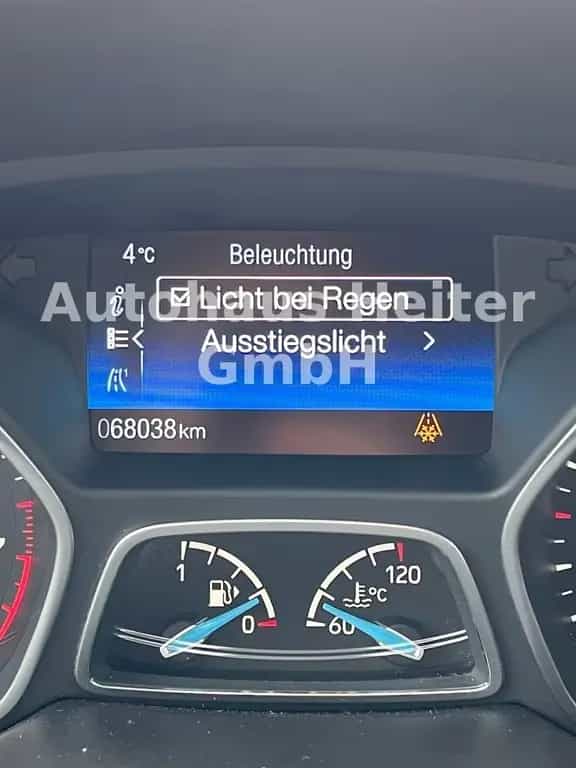 Ford Focus Lim. Business / Navi+Kamera+Tempomat 09/2018-photo-32