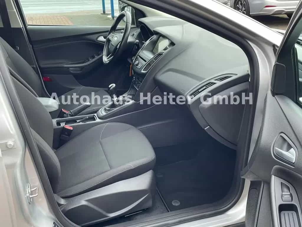 Ford Focus Lim. Business / Navi+Kamera+Tempomat 09/2018-photo-9
