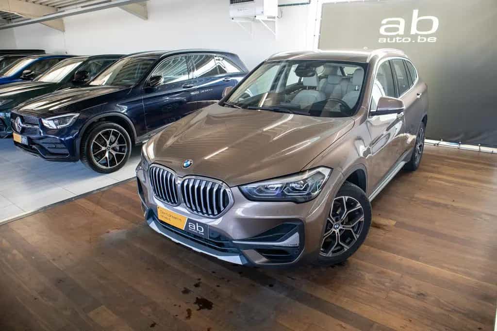 BMW X1 18i, X-LINE, FACELIFT, MEMORY SEATS, CAMERA, 10/2019-photo-1
