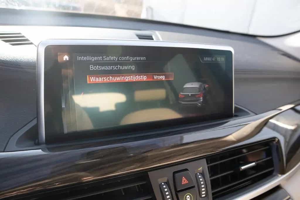 BMW X1 18i, X-LINE, FACELIFT, MEMORY SEATS, CAMERA, 10/2019-photo-15