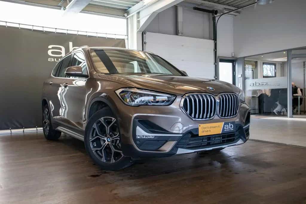 BMW X1 18i, X-LINE, FACELIFT, MEMORY SEATS, CAMERA, 10/2019-photo-2
