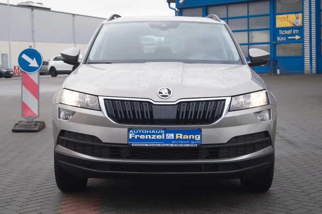 Skoda Karoq Style *AHK*Pano*1.Hand*Kamera*Navi*SHZ*DAB 11/2018-photo-1