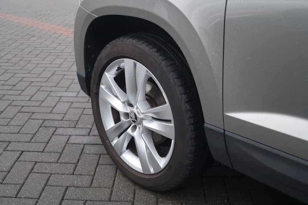 Skoda Karoq Style *AHK*Pano*1.Hand*Kamera*Navi*SHZ*DAB 11/2018-photo-18