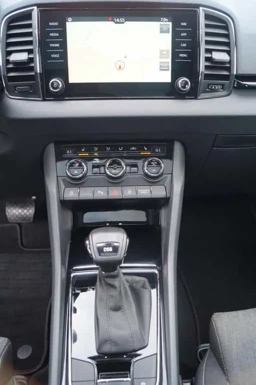 Skoda Karoq Style *AHK*Pano*1.Hand*Kamera*Navi*SHZ*DAB 11/2018-photo-7