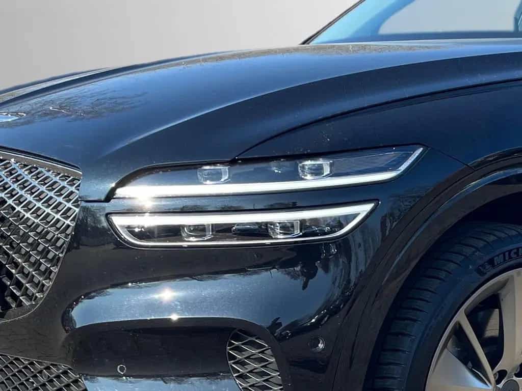 Genesis GV70 2.2 D Luxury *Pano*AWD* Pano HUD Sitzklima 11/2024-photo-9