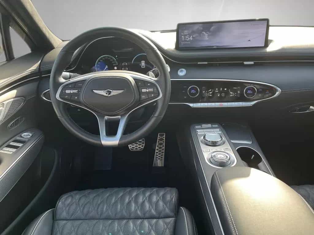 Genesis GV70 2.2 D Sport AWD Pano HUD Sitzklima Kamera 11/2024-photo-14