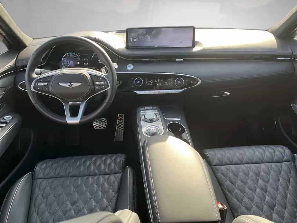 Genesis GV70 2.2 D Sport AWD Pano HUD Sitzklima Kamera 11/2024-photo-15