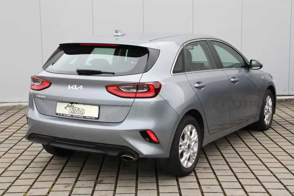 Kia Ceed 1,0T Vision Komfortpaket 04/2022-photo-3