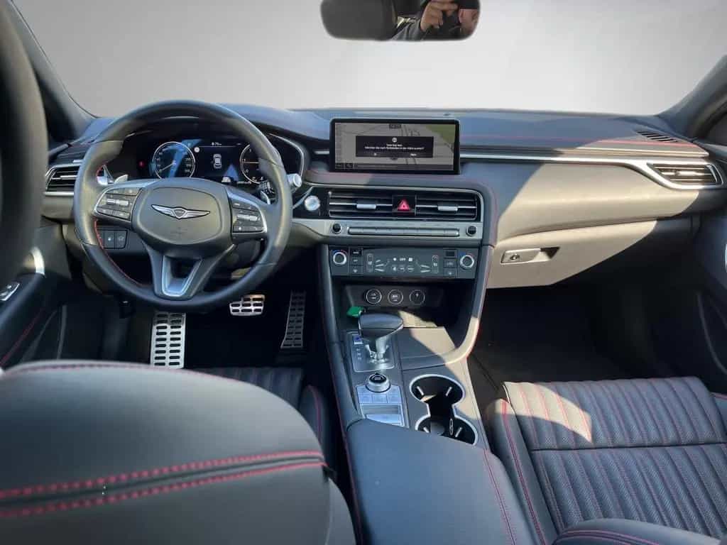 Genesis G70 Shooting Brake 2.2 D Sport AWD Sitzklima 11/2024-photo-21