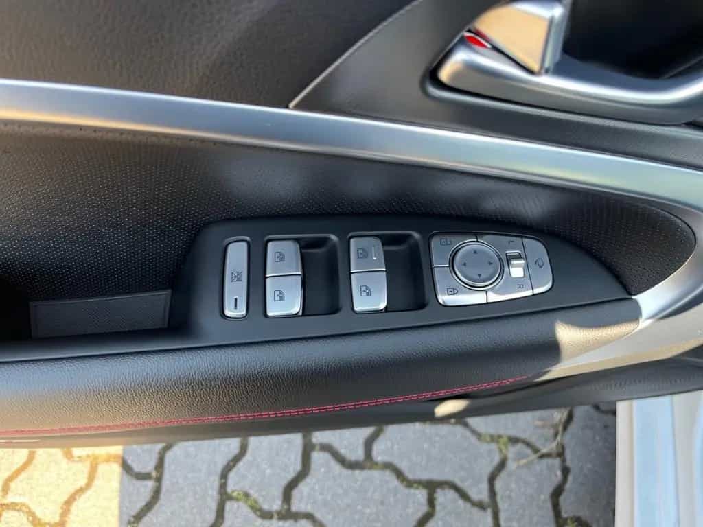 Genesis G70 Shooting Brake 2.2 D Sport RWD Sitzklima LED 11/2024-photo-13