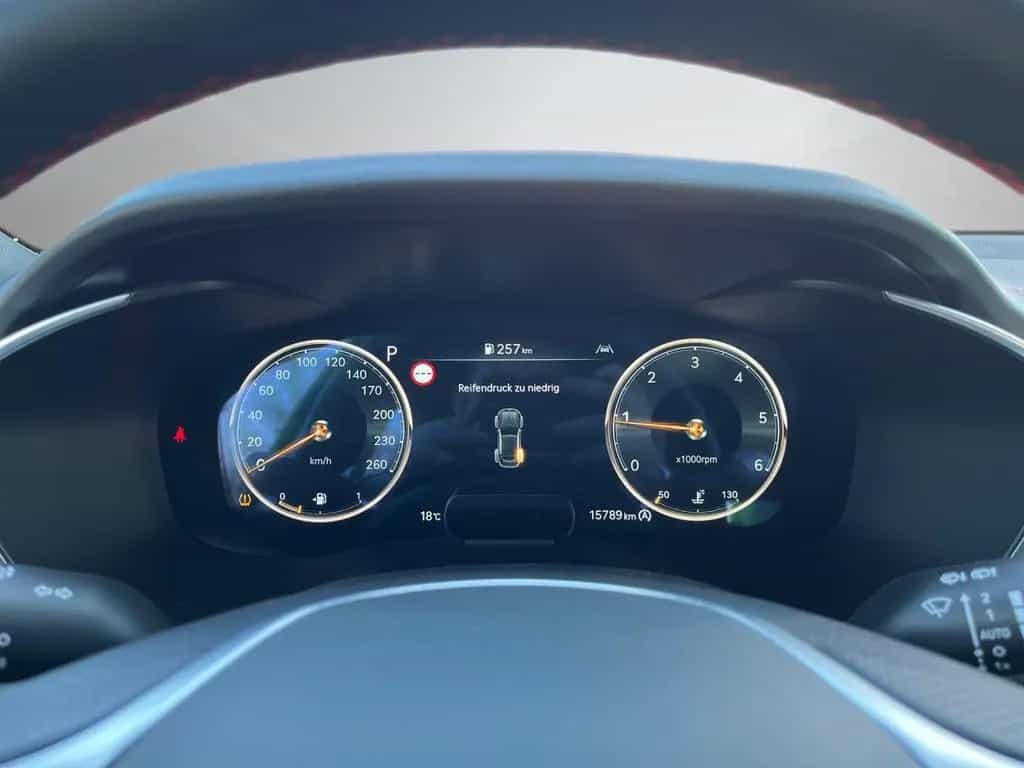 Genesis G70 Shooting Brake 2.2 D Sport RWD Sitzklima LED 11/2024-photo-19