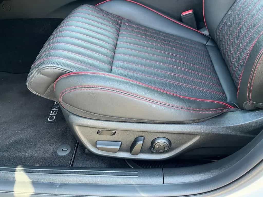 Genesis G70 Shooting Brake 2.2 D Sport RWD Sitzklima LED 11/2024-photo-21