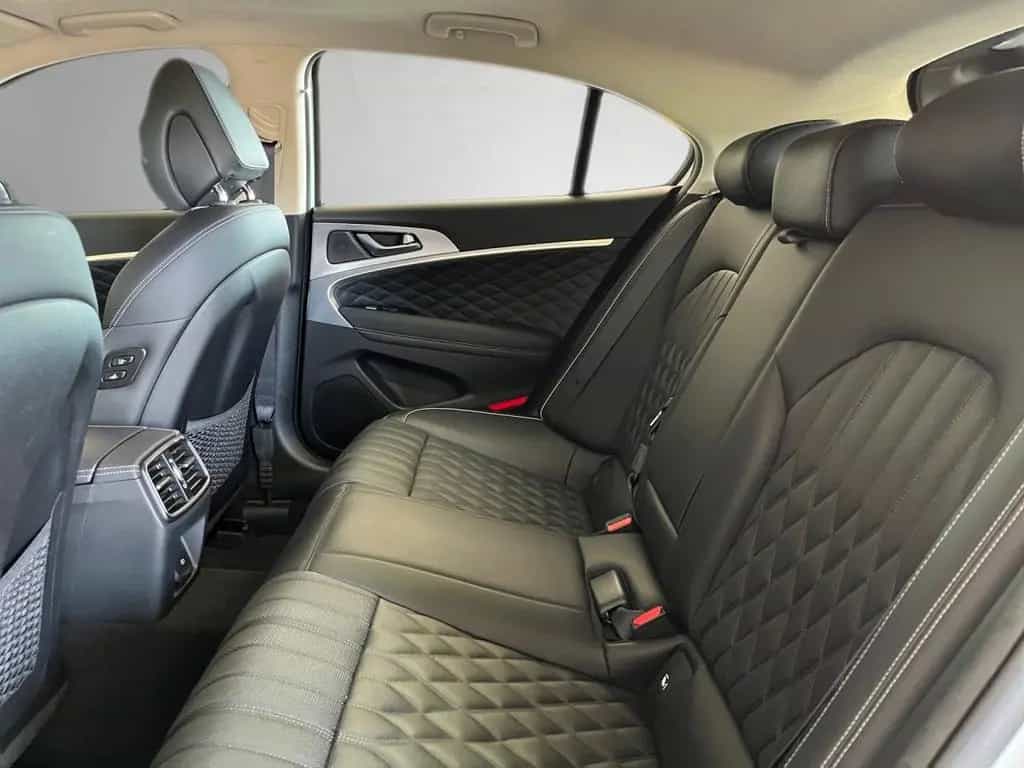 Genesis G70 Shooting Brake 2.0 T Plus Luxury *PANO*AWD* 11/2023-photo-10
