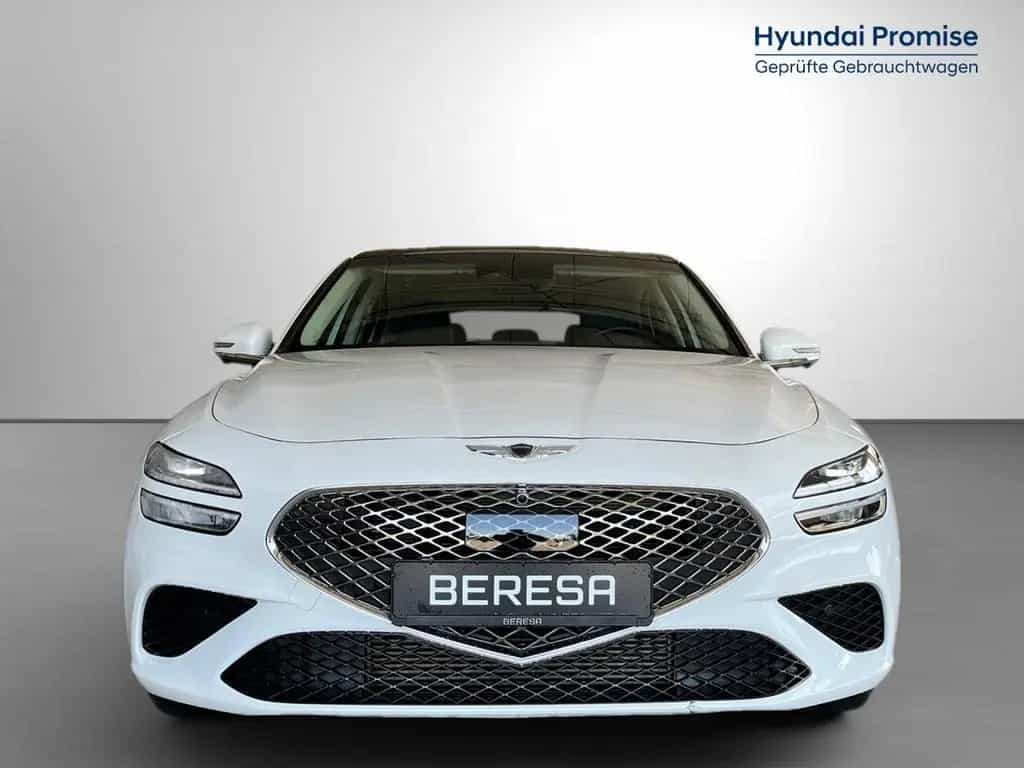 Genesis G70 Shooting Brake 2.0 T Plus Luxury *PANO*AWD* 11/2023-photo-2